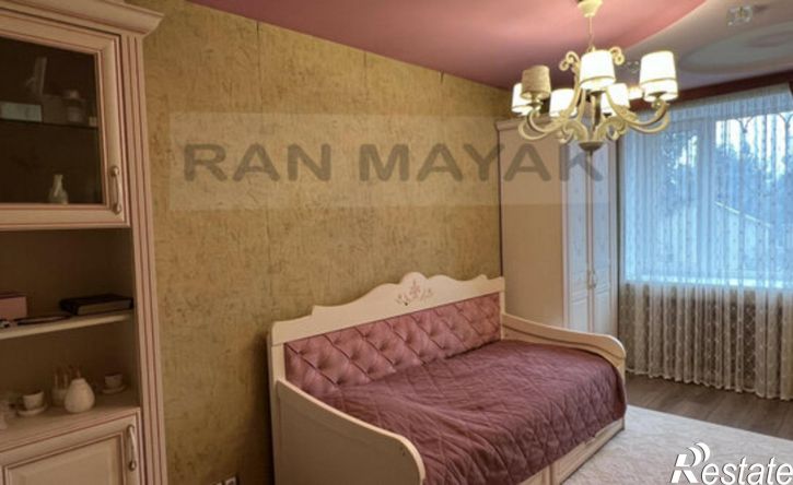 4-комн квартира Пионерская улица, 494,  д. 494
