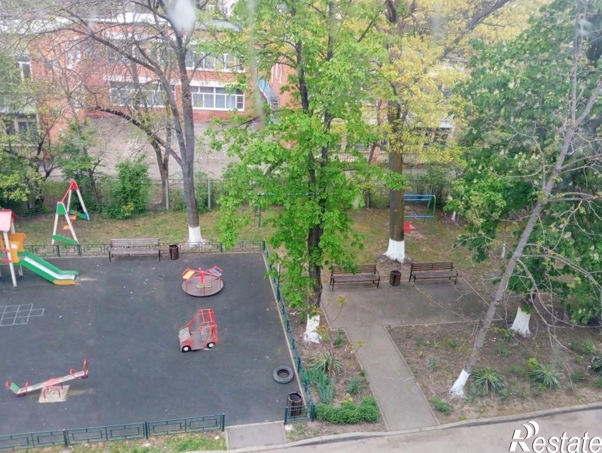 Купить квартиру за 4 300 000 рублей на улица Димитрова, 11/4