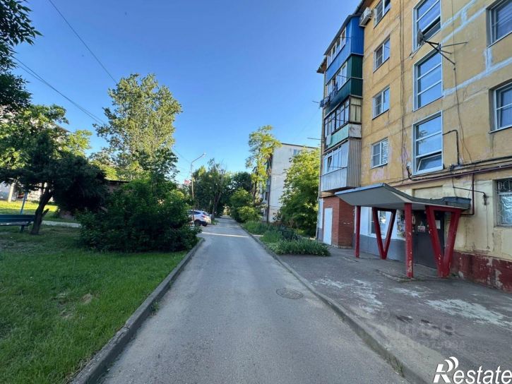 2-комн квартира улица Шовгенова, 10,  д. 10