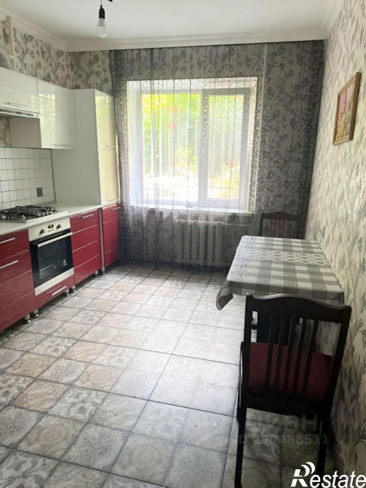 2-комн квартира улица Чкалова, 72,  д. 72