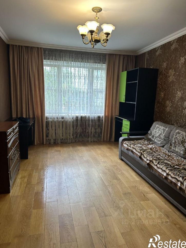 2-комн квартира улица Чкалова, 72,  д. 72