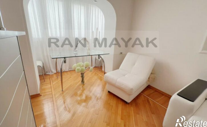 3-комн квартира улица Димитрова, 21,  д. 21