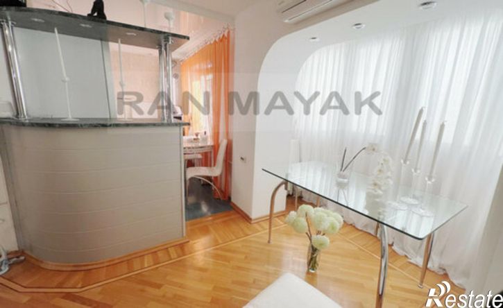 3-комн квартира улица Димитрова, 21,  д. 21