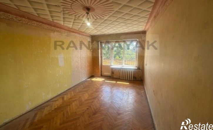 3-комн квартира улица Димитрова, 11/1,  д. 11/1