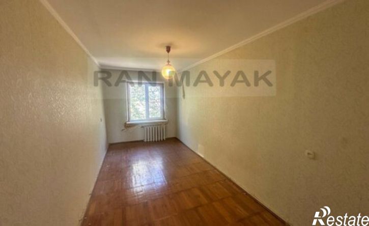3-комн квартира улица Димитрова, 11/1,  д. 11/1