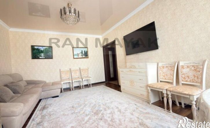 2-комн квартира улица 3-го Интернационала, 165,  д. 165