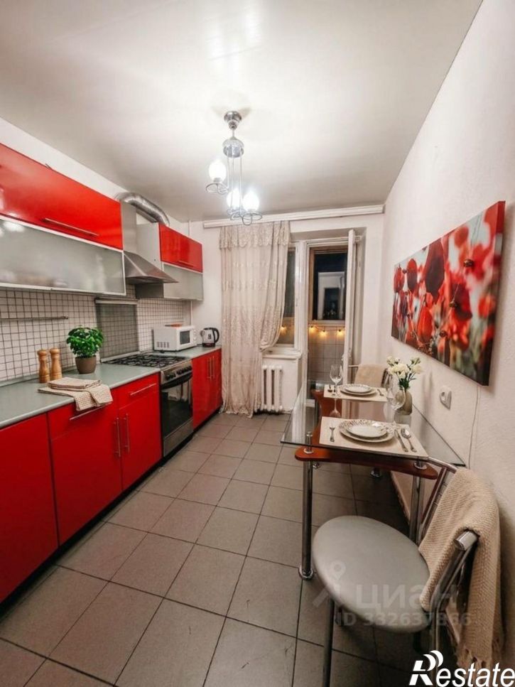 2-комн квартира Пионерская улица, 381,  д. 381