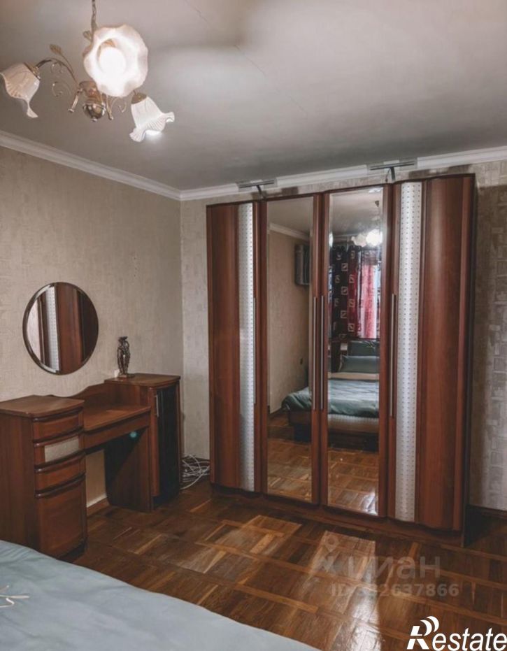 2-комн квартира Пионерская улица, 381,  д. 381