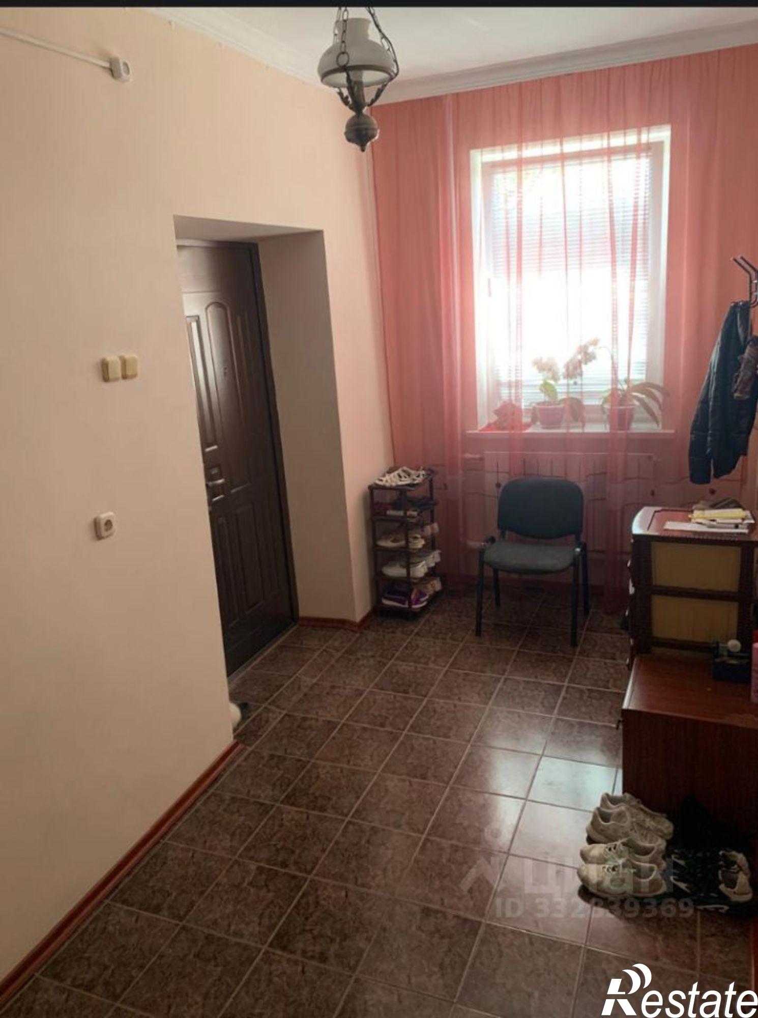 Сдать комнату за 12 000 рублей на Кужорская улица, 103