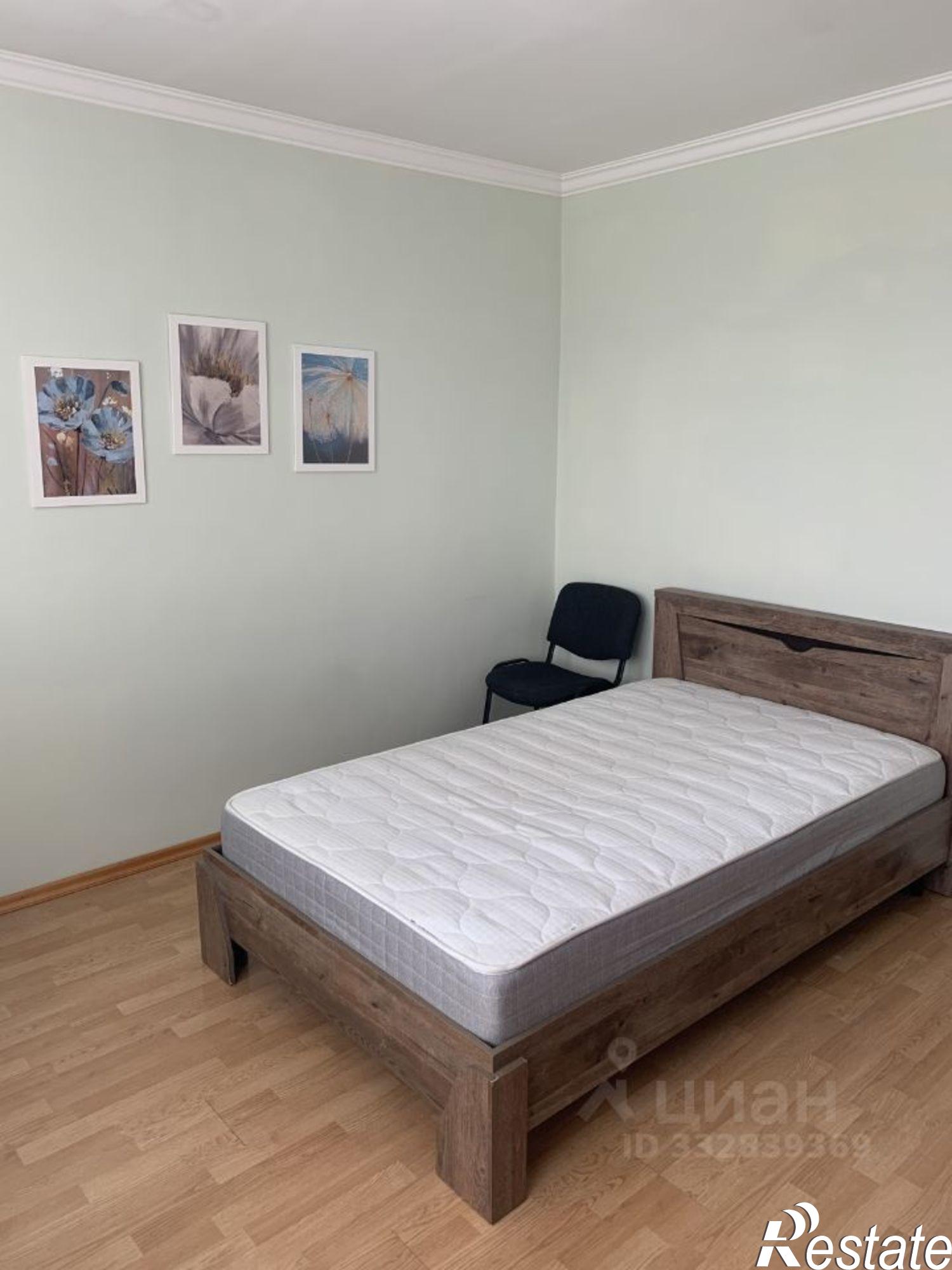 Сдать комнату за 12 000 рублей на Кужорская улица, 103