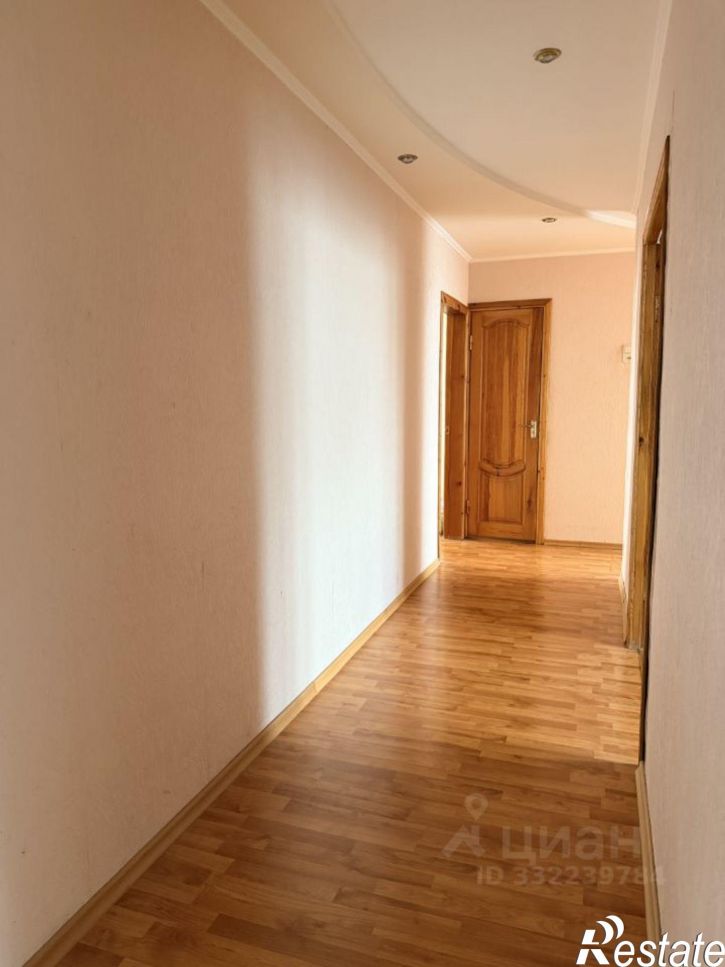 3-комн квартира улица Михайлова, 3,  д. 3