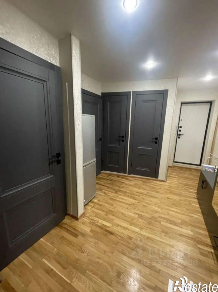 3-комн квартира Кирпичная улица, 51,  д. 51