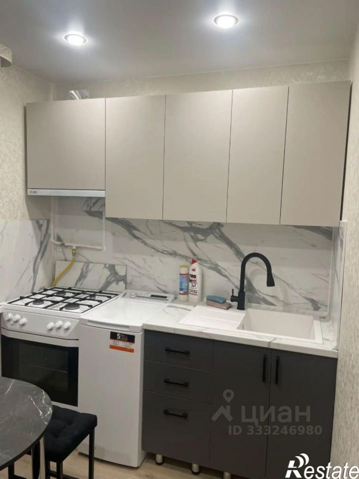 3-комн квартира Кирпичная улица, 51,  д. 51