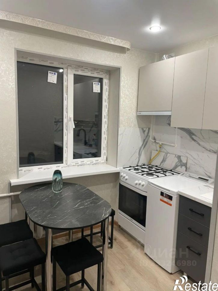 3-комн квартира Кирпичная улица, 51,  д. 51