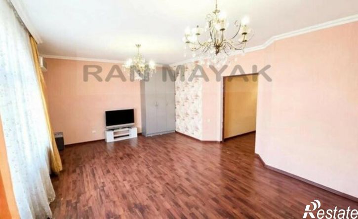 2-комн квартира улица 12 Марта, 161А,  д. 161А