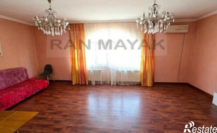2-комн квартира улица 12 Марта, 161А,  д. 161А