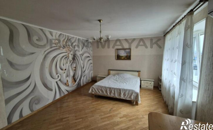 3-комн квартира улица Гайдара, 82/3,  д. 82/3