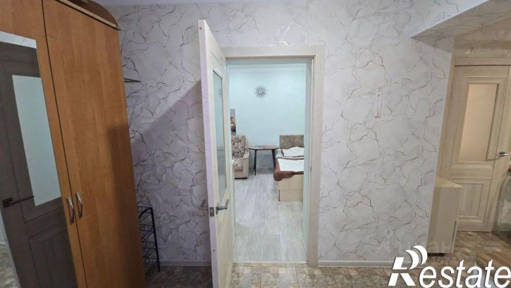 2-комн квартира Короткая улица, 90,  д. 90
