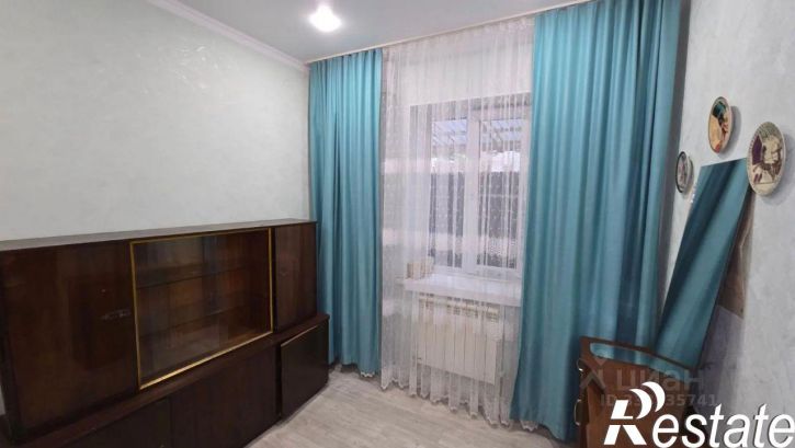 2-комн квартира Короткая улица, 90,  д. 90