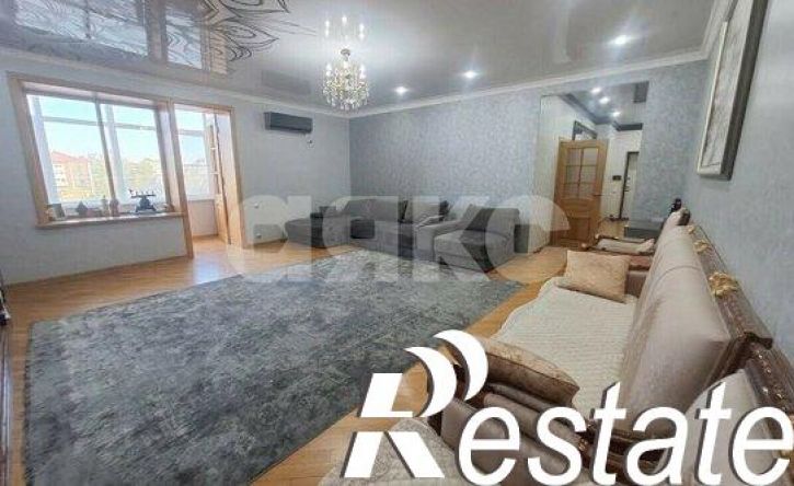 4-комн квартира Пионерская улица, 377,  д. 377