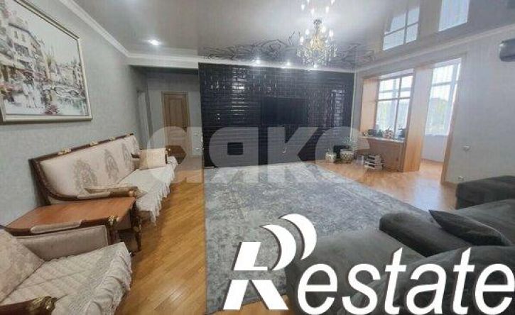 4-комн квартира Пионерская улица, 377,  д. 377