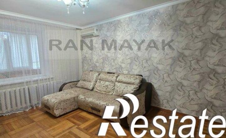 2-комн квартира Пионерская улица, 381,  д. 381