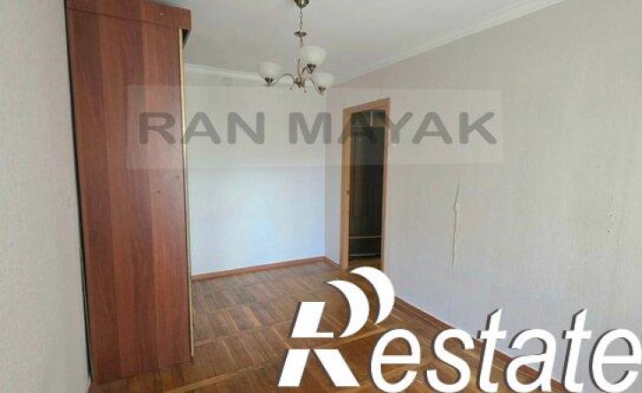 2-комн квартира Пионерская улица, 381,  д. 381