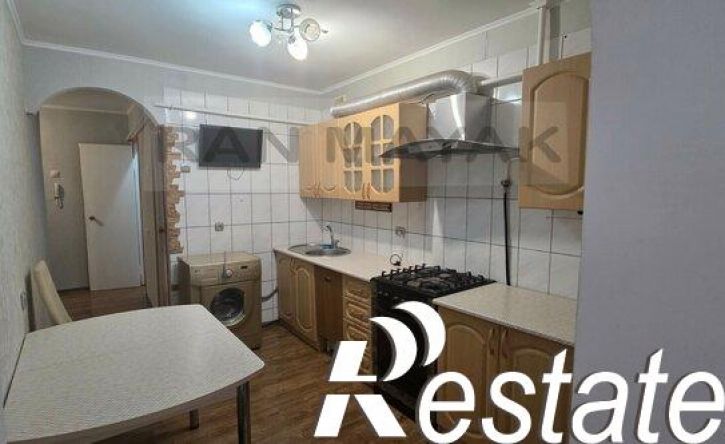 2-комн квартира Пионерская улица, 381,  д. 381
