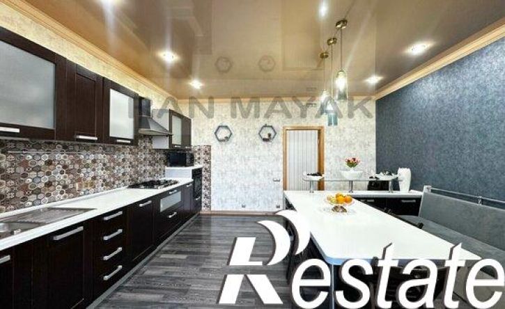 4-комн квартира Пионерская улица, 377А,  д. 377А