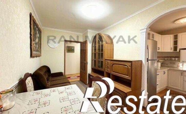 3-комн квартира улица Димитрова, 11/1,  д. 11/1